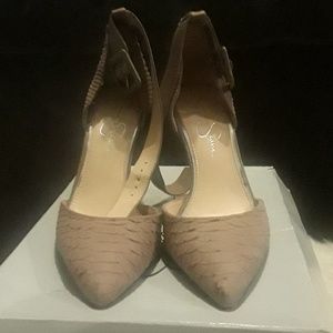 Jessica Simpson Pumps
